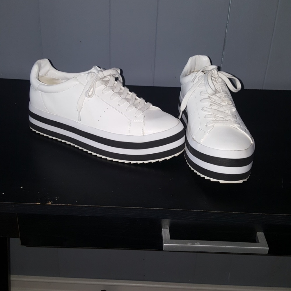 ZARA SNEAKERS